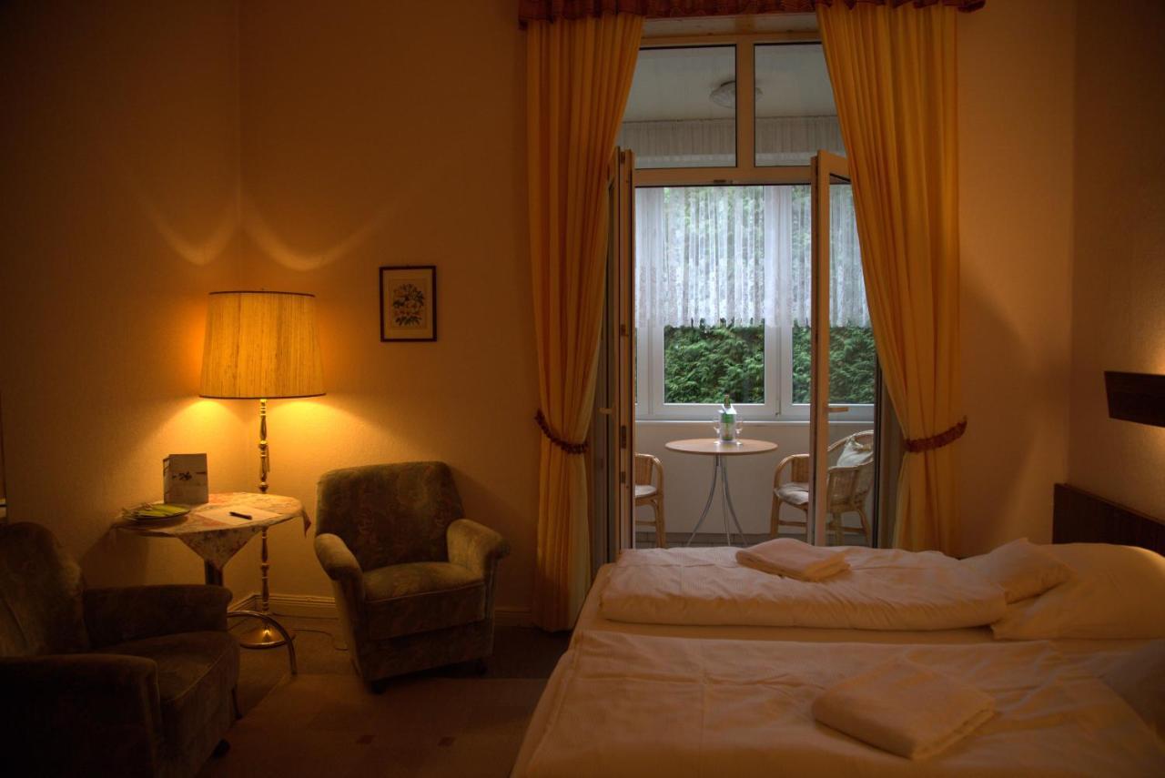 باد سالزفلن Haus Mecklenburg Hotel Pension المظهر الخارجي الصورة